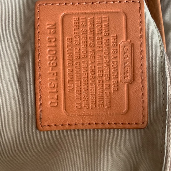 Coach pebbled leather camel tone bag - Picture 8 of 15